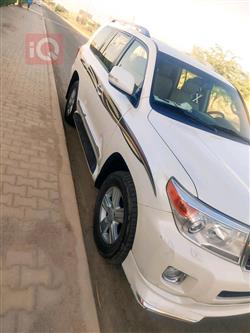 تۆیۆتا لاند کروزەر